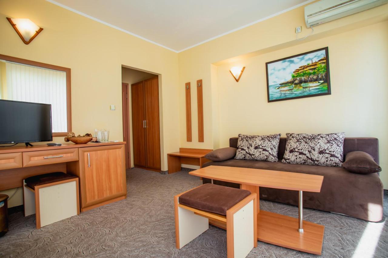 Hotel Dolphin Ravda Kültér fotó